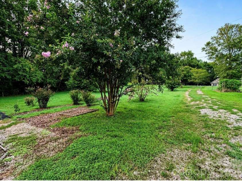 3463 Mcgill Road, Smyrna, SC 29743.  MLS# CAR4416265, YatesRealty ID 45633. 