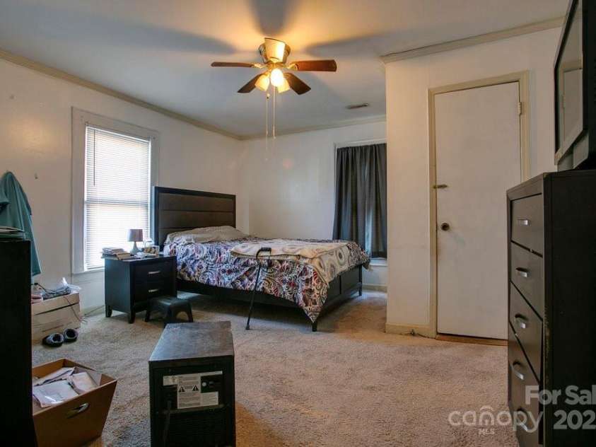 306 4th Street, Pinetops, NC 27864.  MLS# CAR4231549, YatesRealty ID 4564. 