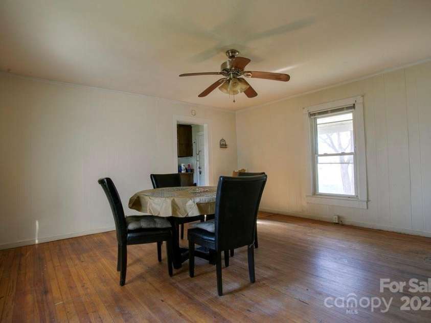 306 4th Street, Pinetops, NC 27864.  MLS# CAR4231549, YatesRealty ID 4564. 