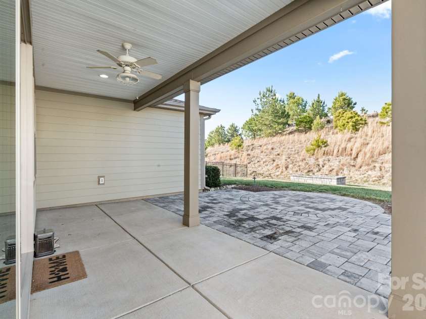 4995 Looking Glass Trail, Denver, NC 28037.  MLS# CAR4333286, YatesRealty ID 4564. Back patio