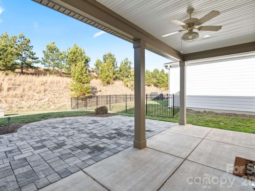 4995 Looking Glass Trail, Denver, NC 28037.  MLS# CAR4333286, YatesRealty ID 4564. Back patio