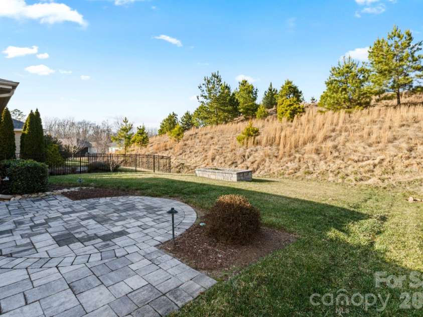 4995 Looking Glass Trail, Denver, NC 28037.  MLS# CAR4333286, YatesRealty ID 4564. Paver patio