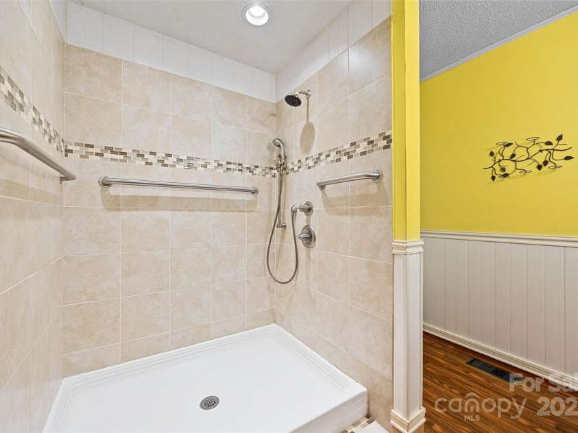 6233 Providence Court, Concord, NC 28027.  MLS# CAR4331518, YatesRealty ID 4564. 
