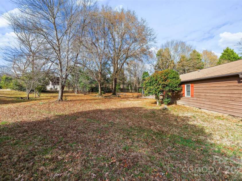 6233 Providence Court, Concord, NC 28027.  MLS# CAR4331518, YatesRealty ID 4564. 