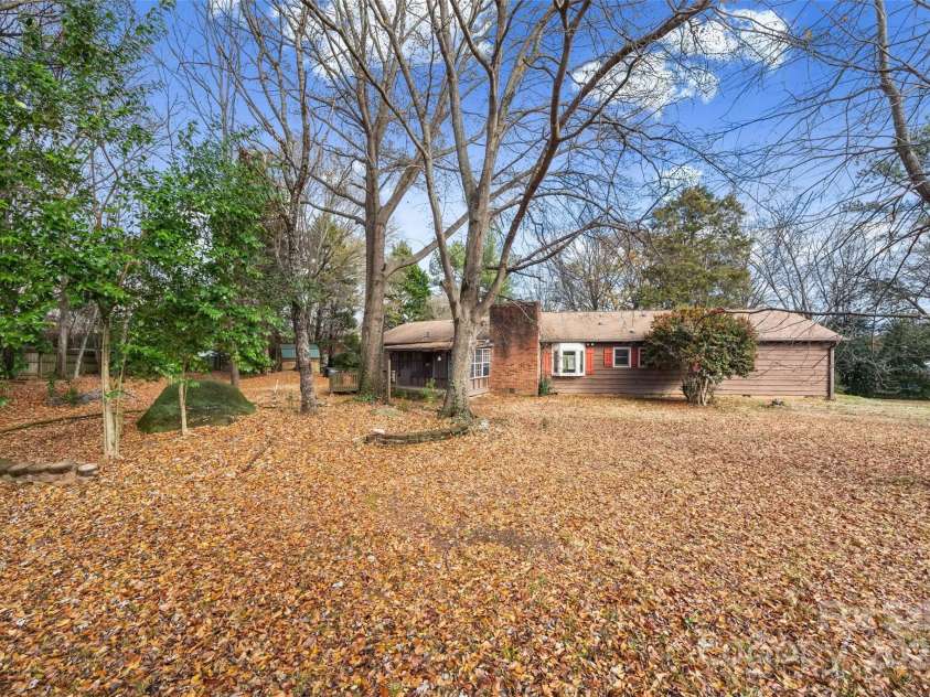 6233 Providence Court, Concord, NC 28027.  MLS# CAR4331518, YatesRealty ID 4564. 