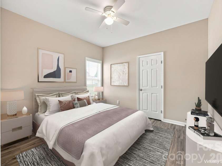 221 York Avenue, Kannapolis, NC 28083.  MLS# CAR4412736, YatesRealty ID 45642. 