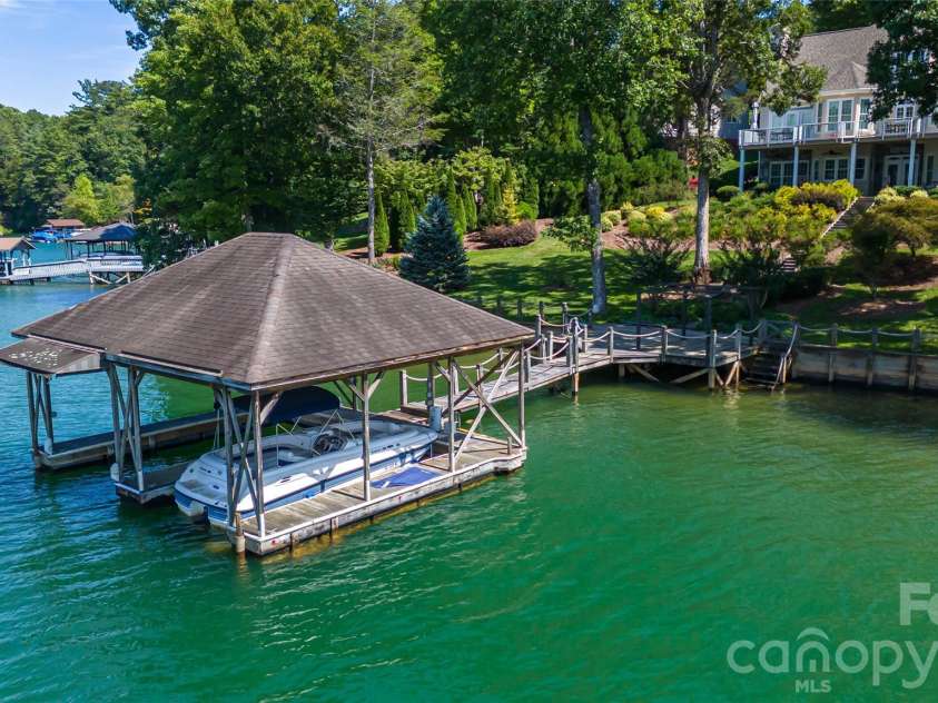 1563 Calls Lodge Court, Morganton, NC 28655.  MLS# CAR4416691, YatesRealty ID 45643. 