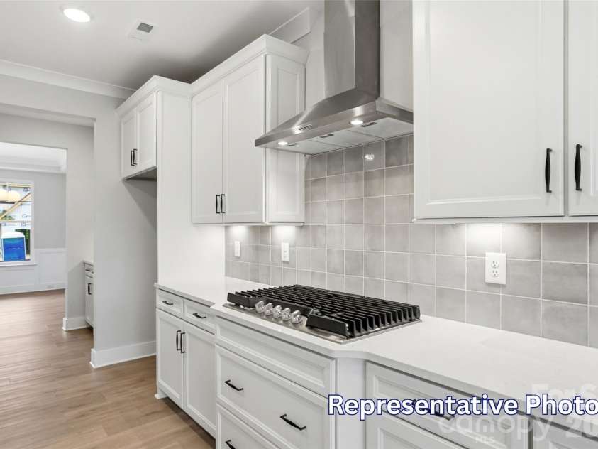 5213 Devonshire Road, Denver, NC 28037.  MLS# CAR4416675, YatesRealty ID 45644. Kitchen