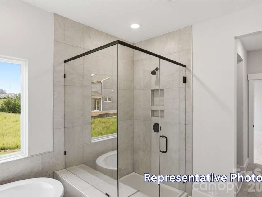 5213 Devonshire Road, Denver, NC 28037.  MLS# CAR4416675, YatesRealty ID 45644. Primary Bathroom