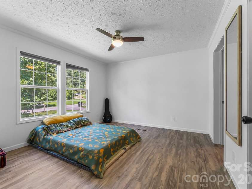 318 Souther Road, Fletcher, NC 28732.  MLS# CAR4414028, YatesRealty ID 45646. 