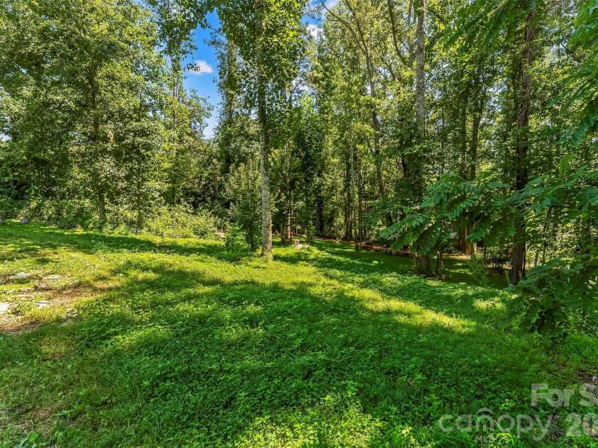 318 Souther Road, Fletcher, NC 28732.  MLS# CAR4414028, YatesRealty ID 45646. 