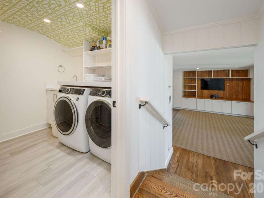 28 Forest Road, Asheville, NC 28803.  MLS# CAR4361641, YatesRealty ID 45647. Laundry room