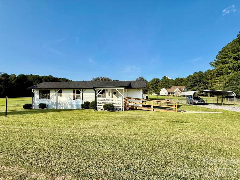6191 Richburg Road, Great Falls, SC 29055.  MLS# CAR4416692, YatesRealty ID 45649. 