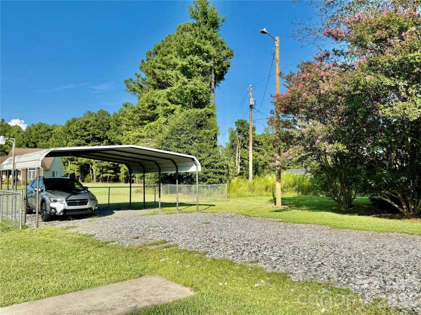 6191 Richburg Road, Great Falls, SC 29055.  MLS# CAR4416692, YatesRealty ID 45649. 