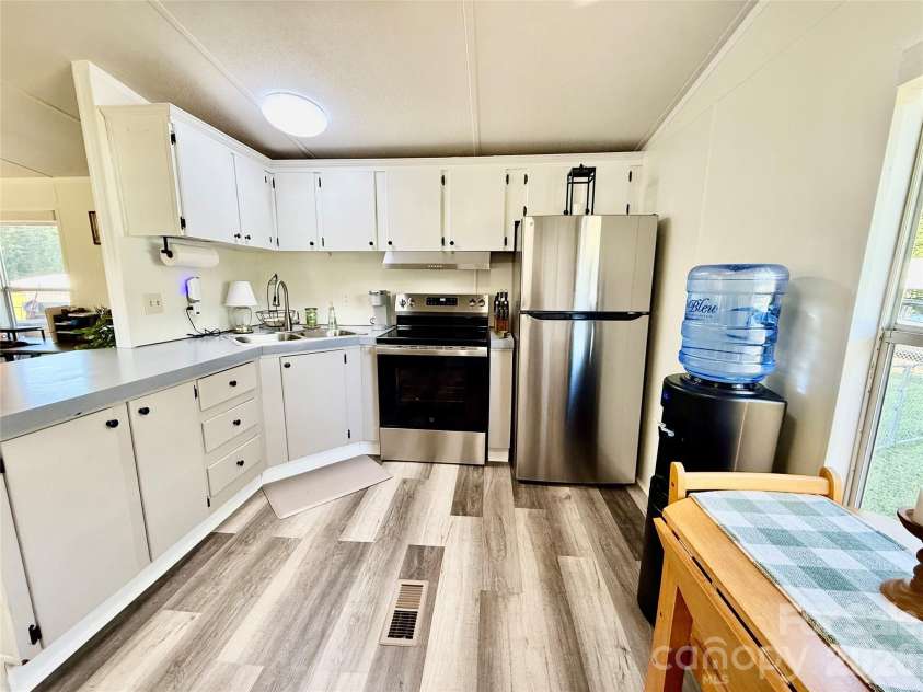 6191 Richburg Road, Great Falls, SC 29055.  MLS# CAR4416692, YatesRealty ID 45649. 