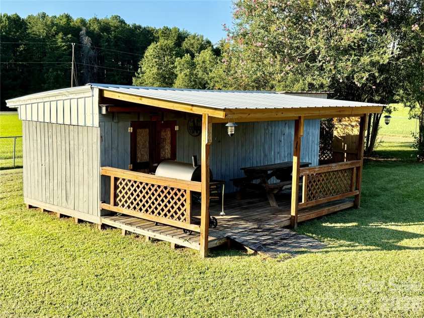 6191 Richburg Road, Great Falls, SC 29055.  MLS# CAR4416692, YatesRealty ID 45649. 