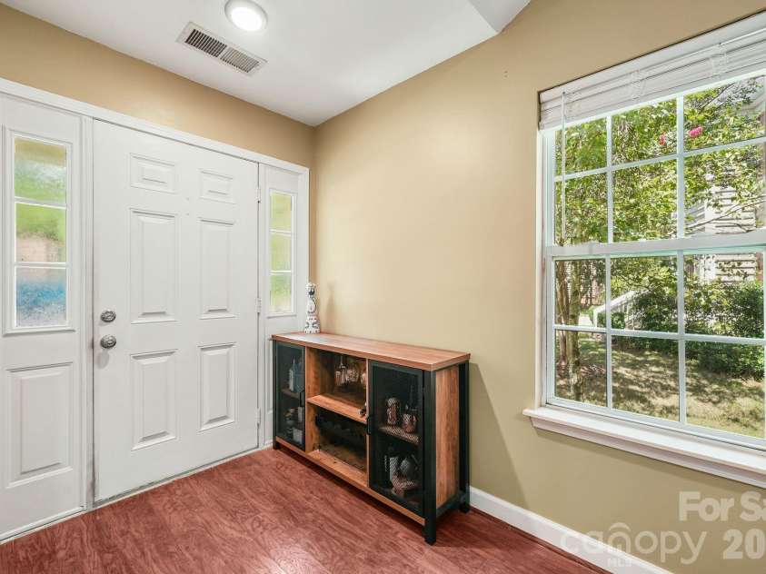 16007 Kirsten Nicole Road, Charlotte, NC 28278.  MLS# CAR4403761, YatesRealty ID 4565. 