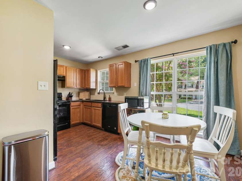 16007 Kirsten Nicole Road, Charlotte, NC 28278.  MLS# CAR4403761, YatesRealty ID 4565. 