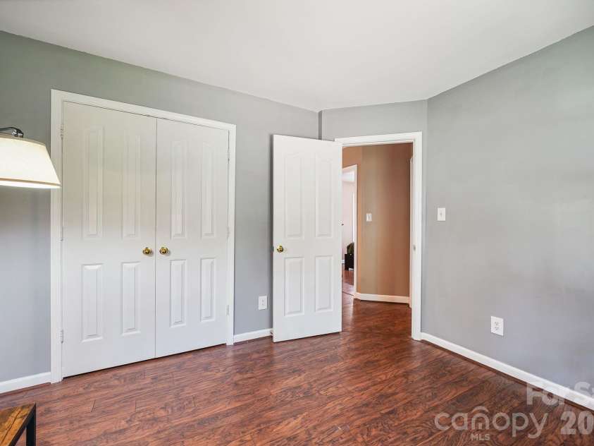 16007 Kirsten Nicole Road, Charlotte, NC 28278.  MLS# CAR4403761, YatesRealty ID 4565. 