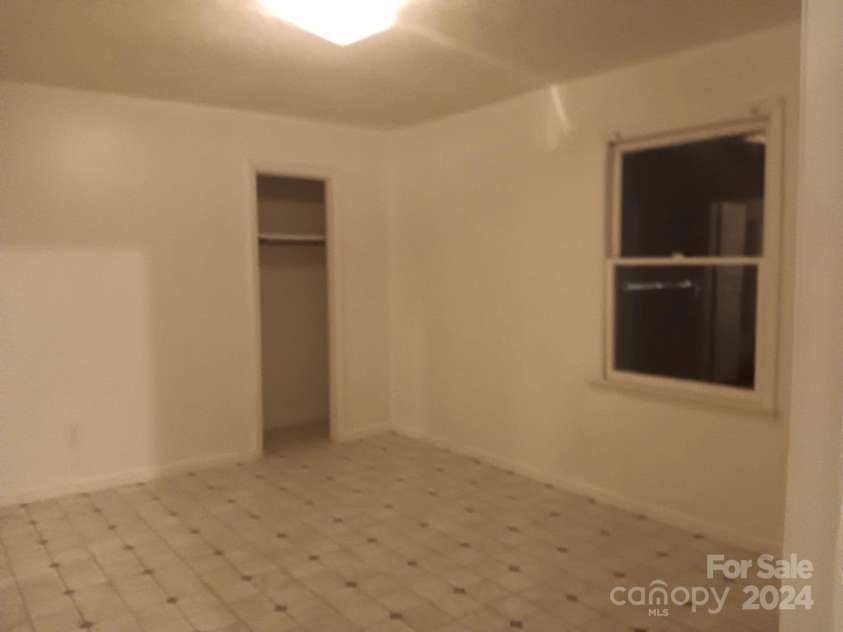 3000 Drake Circle, Shelby, NC 28152.  MLS# CAR4168434, YatesRealty ID 4565. 