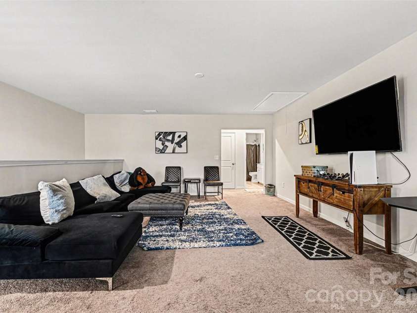 817 Deep River Way, Waxhaw, NC 28173.  MLS# CAR4342206, YatesRealty ID 4565.  Loft 