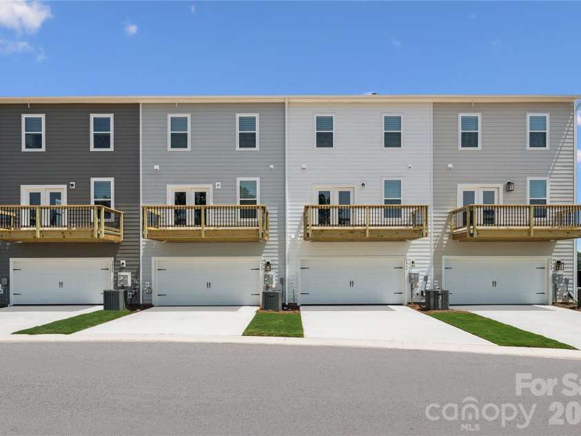 1406 Towns Valley, Fort Mill, SC 29708.  MLS# CAR4416654, YatesRealty ID 45650. Example Photo