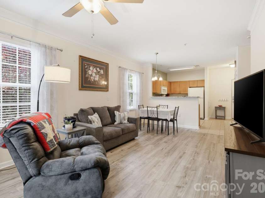 528 Appeldoorn Circle, Asheville, NC 28803.  MLS# CAR4370938, YatesRealty ID 45652. 