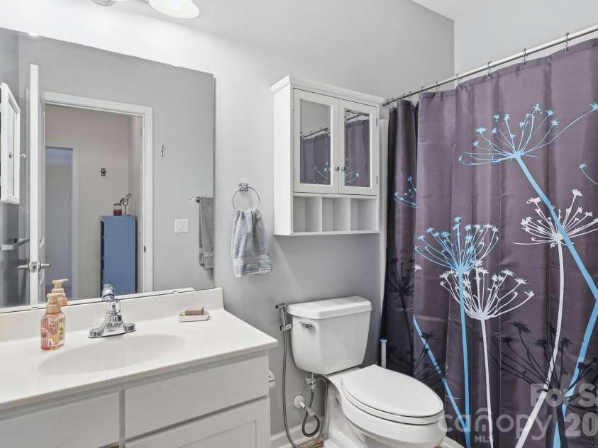 528 Appeldoorn Circle, Asheville, NC 28803.  MLS# CAR4370938, YatesRealty ID 45652. 