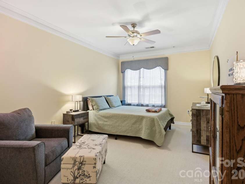 528 Appeldoorn Circle, Asheville, NC 28803.  MLS# CAR4370938, YatesRealty ID 45652. 