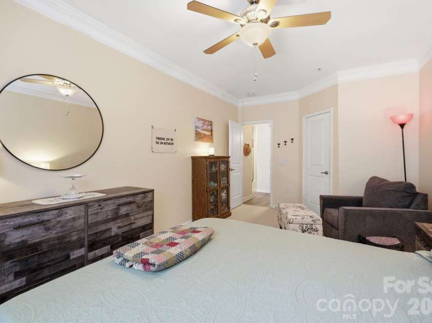 528 Appeldoorn Circle, Asheville, NC 28803.  MLS# CAR4370938, YatesRealty ID 45652. 