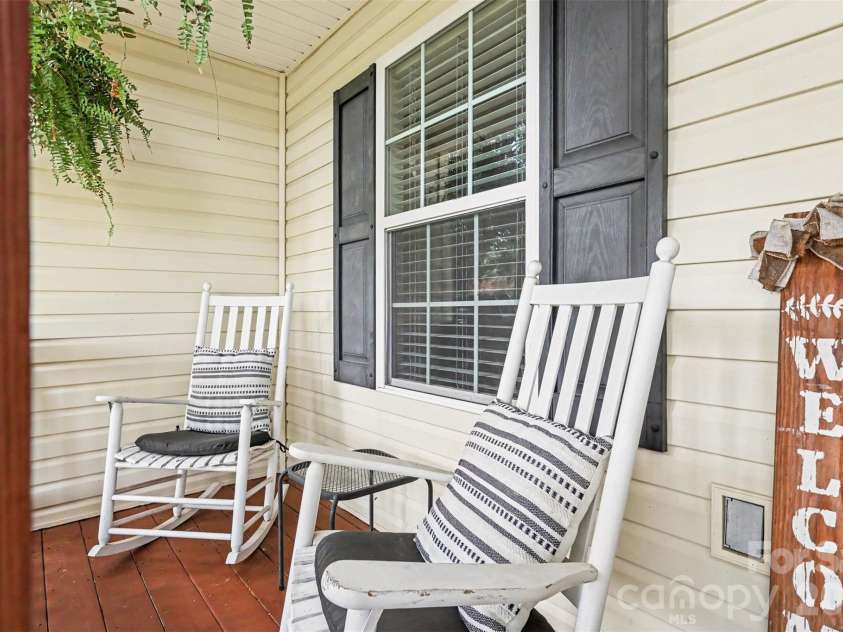 721 Daves Road, York, SC 29745.  MLS# CAR4415800, YatesRealty ID 45653. 