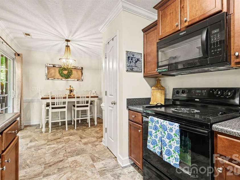 721 Daves Road, York, SC 29745.  MLS# CAR4415800, YatesRealty ID 45653. 