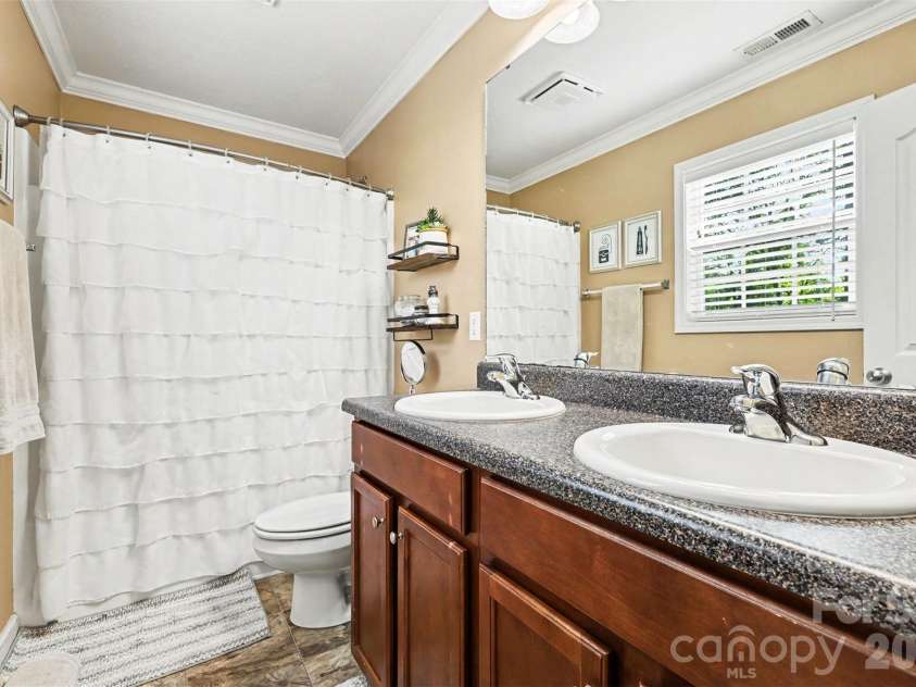 721 Daves Road, York, SC 29745.  MLS# CAR4415800, YatesRealty ID 45653. 