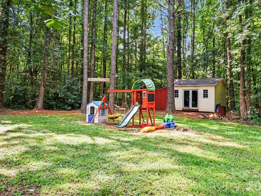 721 Daves Road, York, SC 29745.  MLS# CAR4415800, YatesRealty ID 45653. 