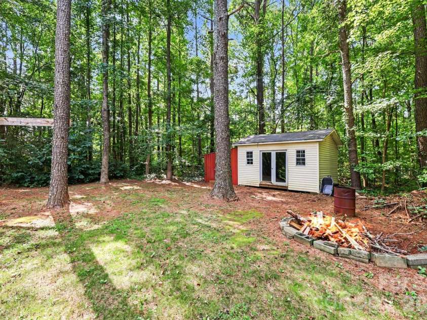 721 Daves Road, York, SC 29745.  MLS# CAR4415800, YatesRealty ID 45653. 