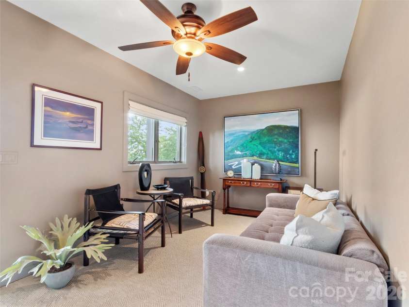 337 Rhododendron Lane, Burnsville, NC 28714.  MLS# CAR4374841, YatesRealty ID 45656. 
