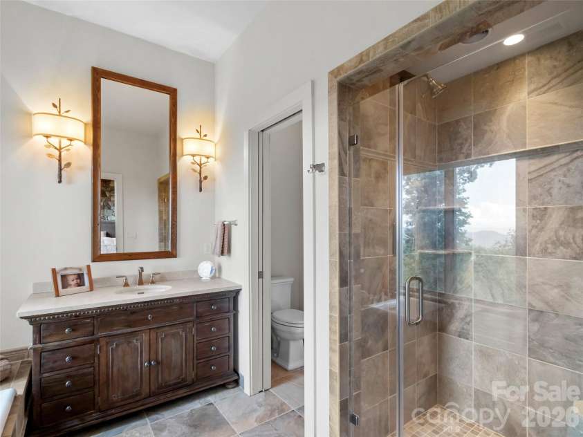 337 Rhododendron Lane, Burnsville, NC 28714.  MLS# CAR4374841, YatesRealty ID 45656. 