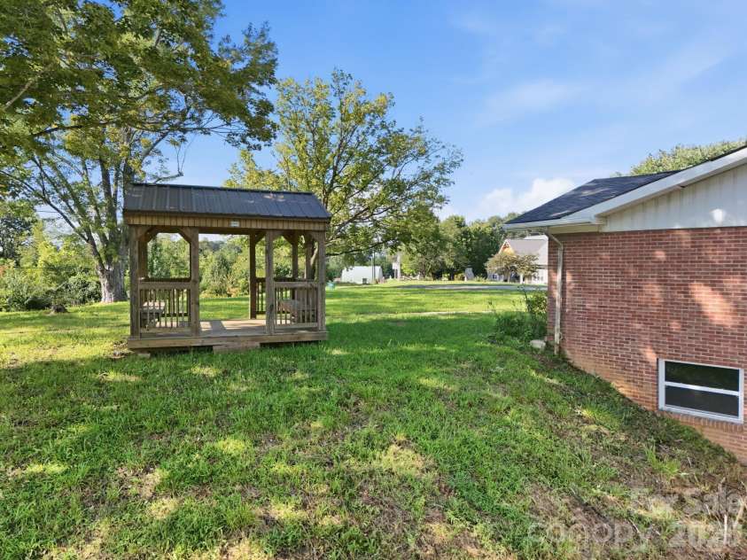 1496 Jenkins Valley Road, Alexander, NC 28701.  MLS# CAR4416710, YatesRealty ID 45658. 