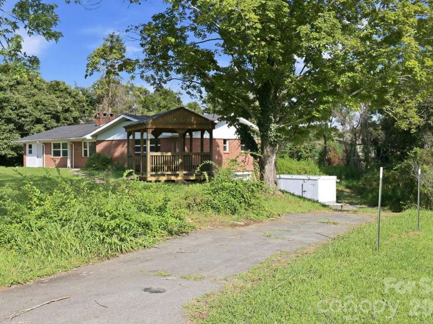 1496 Jenkins Valley Road, Alexander, NC 28701.  MLS# CAR4416710, YatesRealty ID 45658. 