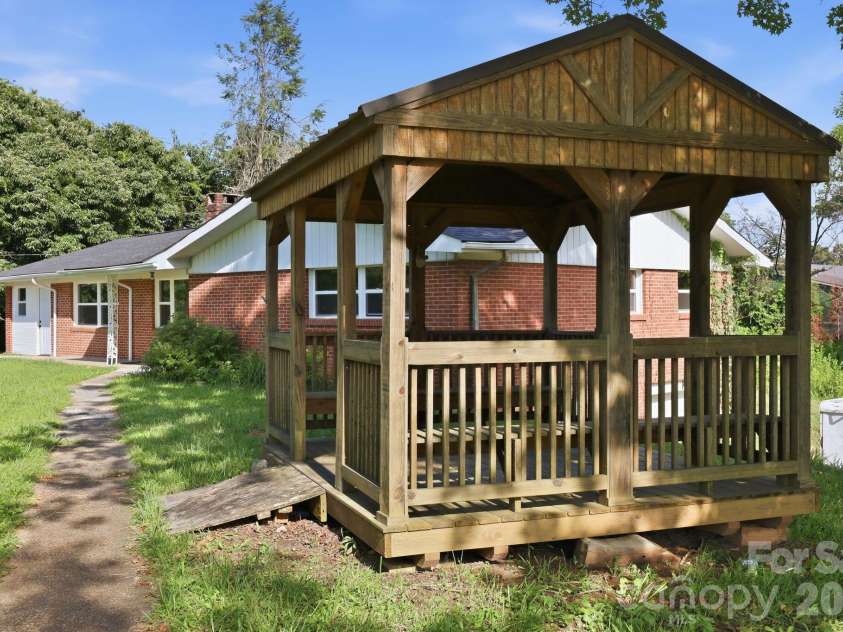 1496 Jenkins Valley Road, Alexander, NC 28701.  MLS# CAR4416710, YatesRealty ID 45658. 