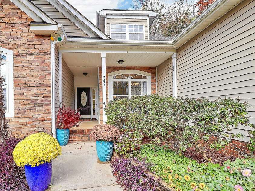 12225 Journeys End Trail, Huntersville, NC 28078.  MLS# CAR4314455, YatesRealty ID 4566. 