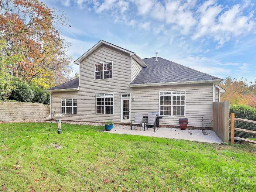 12225 Journeys End Trail, Huntersville, NC 28078.  MLS# CAR4314455, YatesRealty ID 4566. 