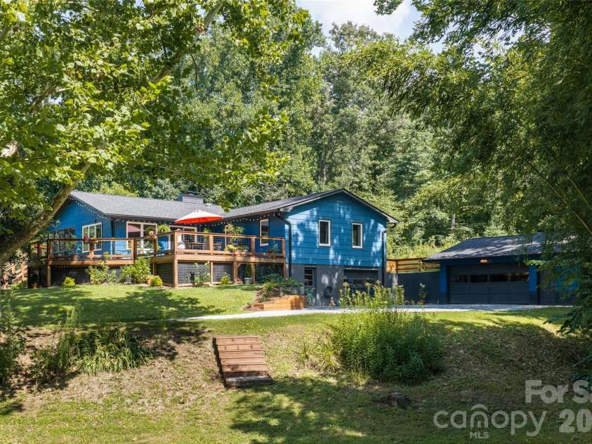 234 Carnelian Drive, Fletcher, NC 28732.  MLS# CAR4414458, YatesRealty ID 45661. 