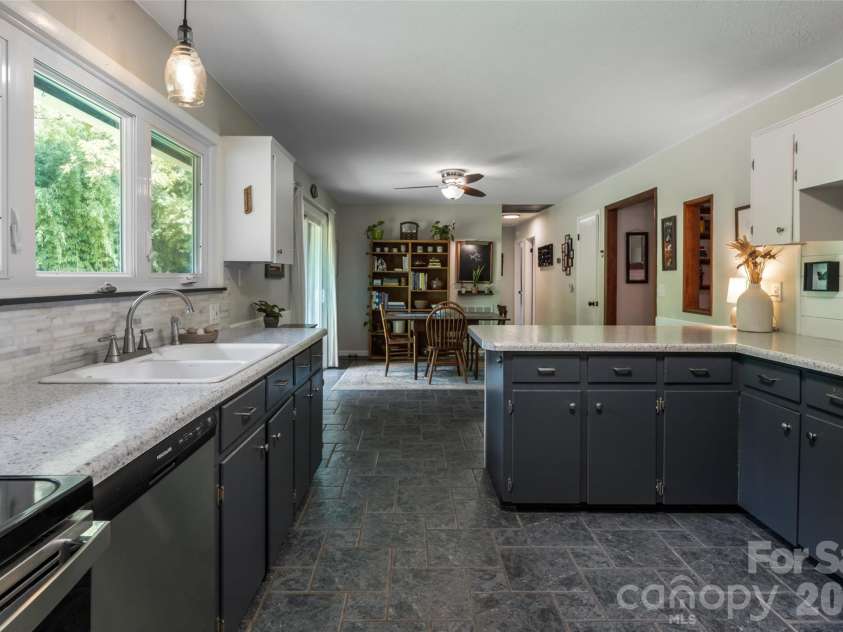 234 Carnelian Drive, Fletcher, NC 28732.  MLS# CAR4414458, YatesRealty ID 45661. 