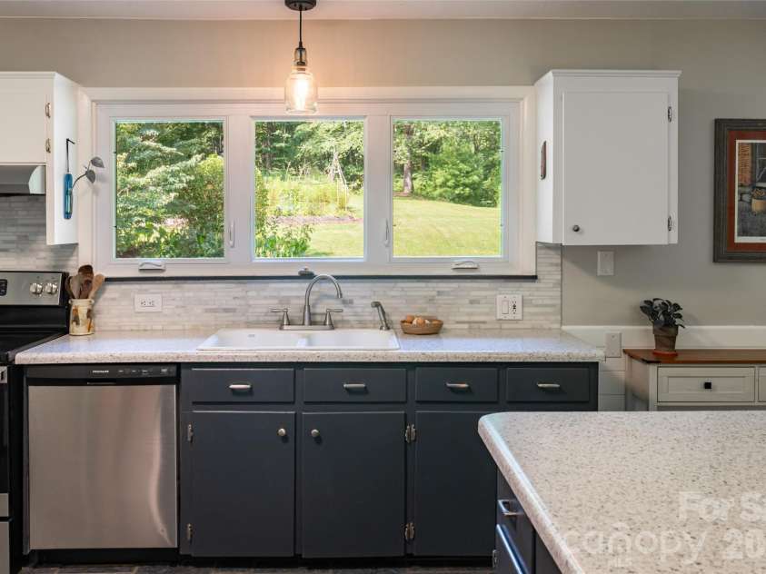 234 Carnelian Drive, Fletcher, NC 28732.  MLS# CAR4414458, YatesRealty ID 45661. 