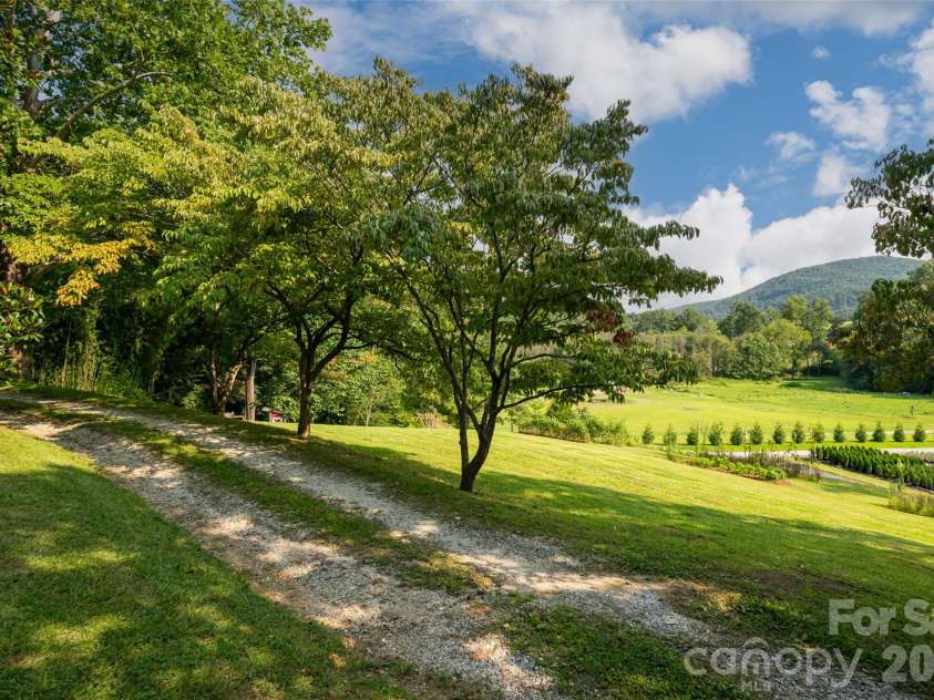 234 Carnelian Drive, Fletcher, NC 28732.  MLS# CAR4414458, YatesRealty ID 45661. 