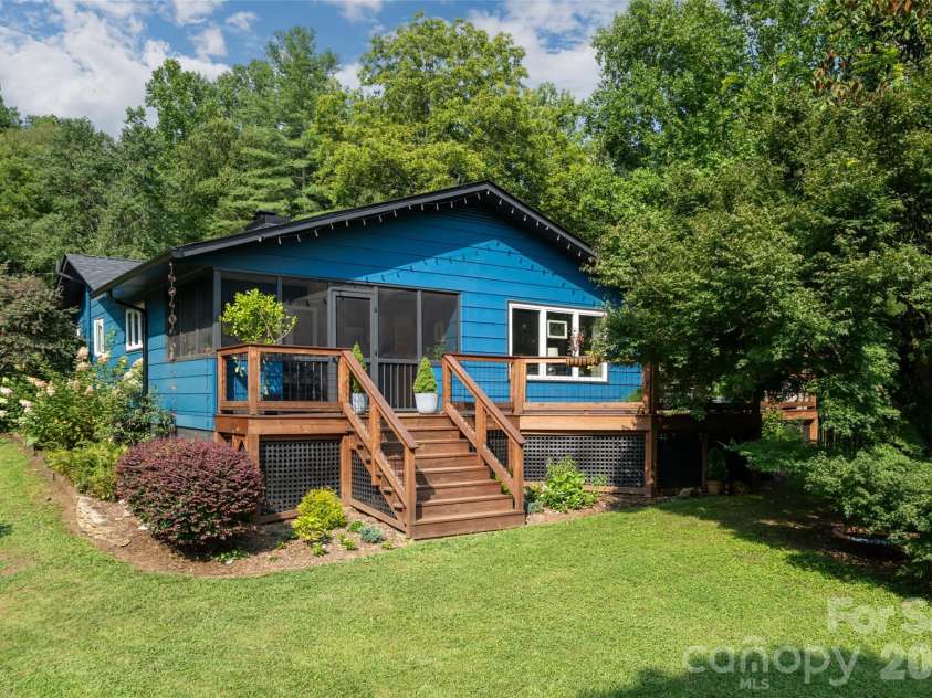 234 Carnelian Drive, Fletcher, NC 28732.  MLS# CAR4414458, YatesRealty ID 45661. 