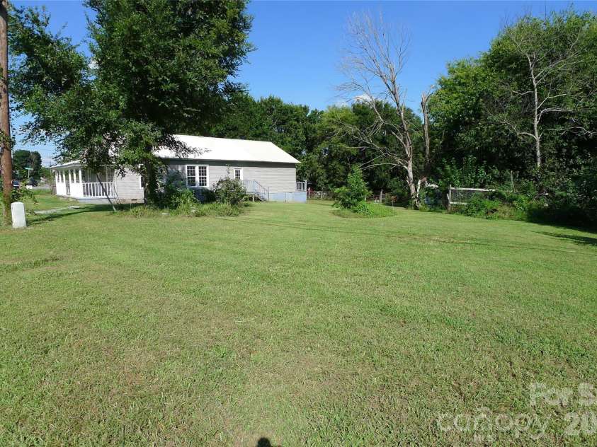 7573 Nc 801 Highway, Mocksville, NC 27028.  MLS# CAR4416362, YatesRealty ID 45662. 