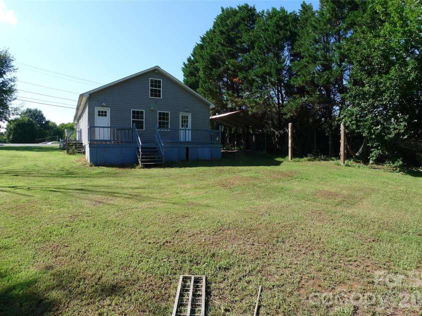 7573 Nc 801 Highway, Mocksville, NC 27028.  MLS# CAR4416362, YatesRealty ID 45662. 