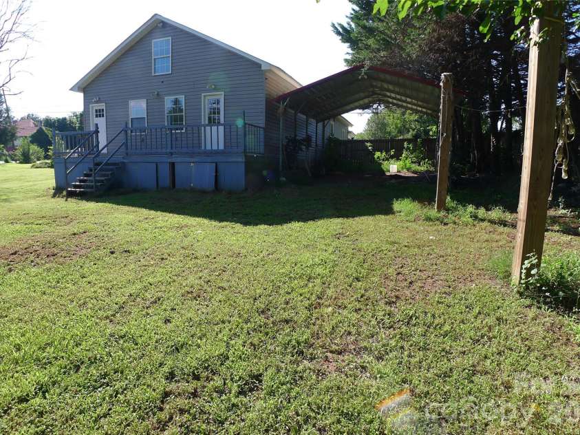7573 Nc 801 Highway, Mocksville, NC 27028.  MLS# CAR4416362, YatesRealty ID 45662. 